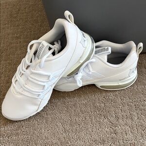 Puma White and Gray Sports Sneakers